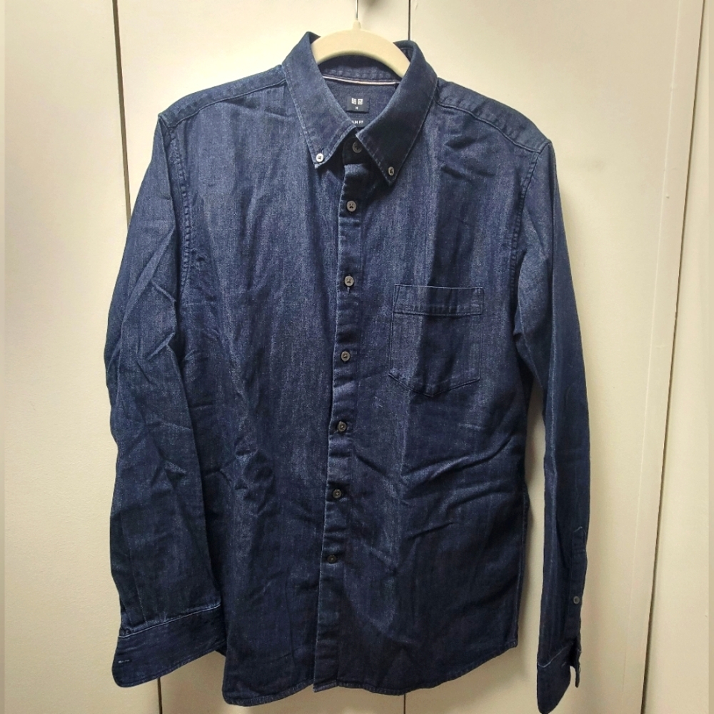 Uniqlo Chambray 100% Cotton Button Down Chambray Shirt